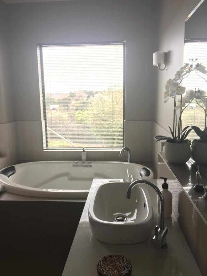 Stonetryst Spa Villas บีชเวิร์ท ภายนอก รูปภาพ